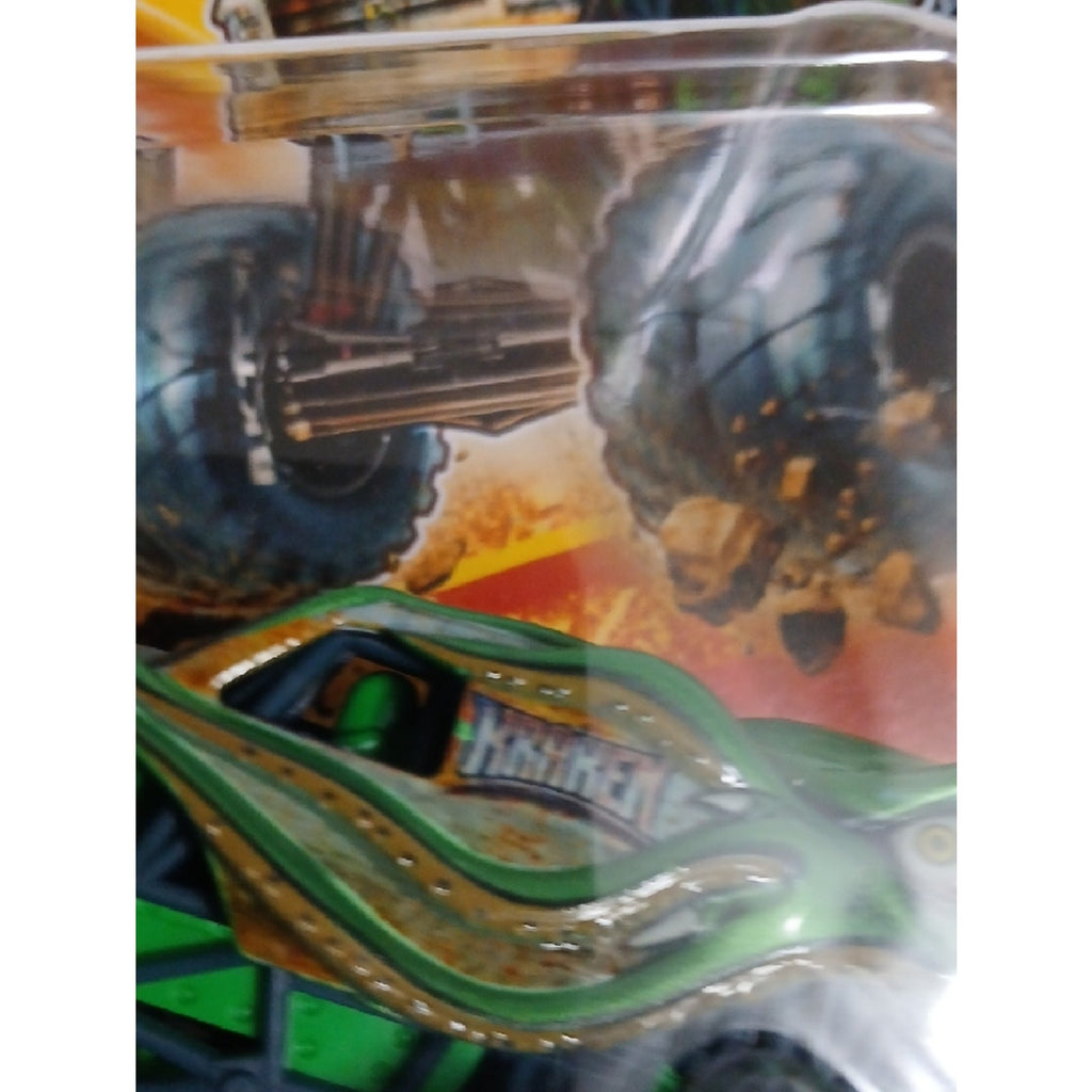 Pirate's Curse vs Kraken Monster Jam  Truck 2-Pack - Teal and Green.