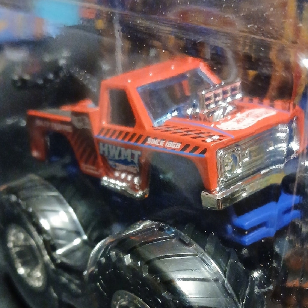 Ramblin Wrecker - Hot Wheels Monster Truck. Red and Blue