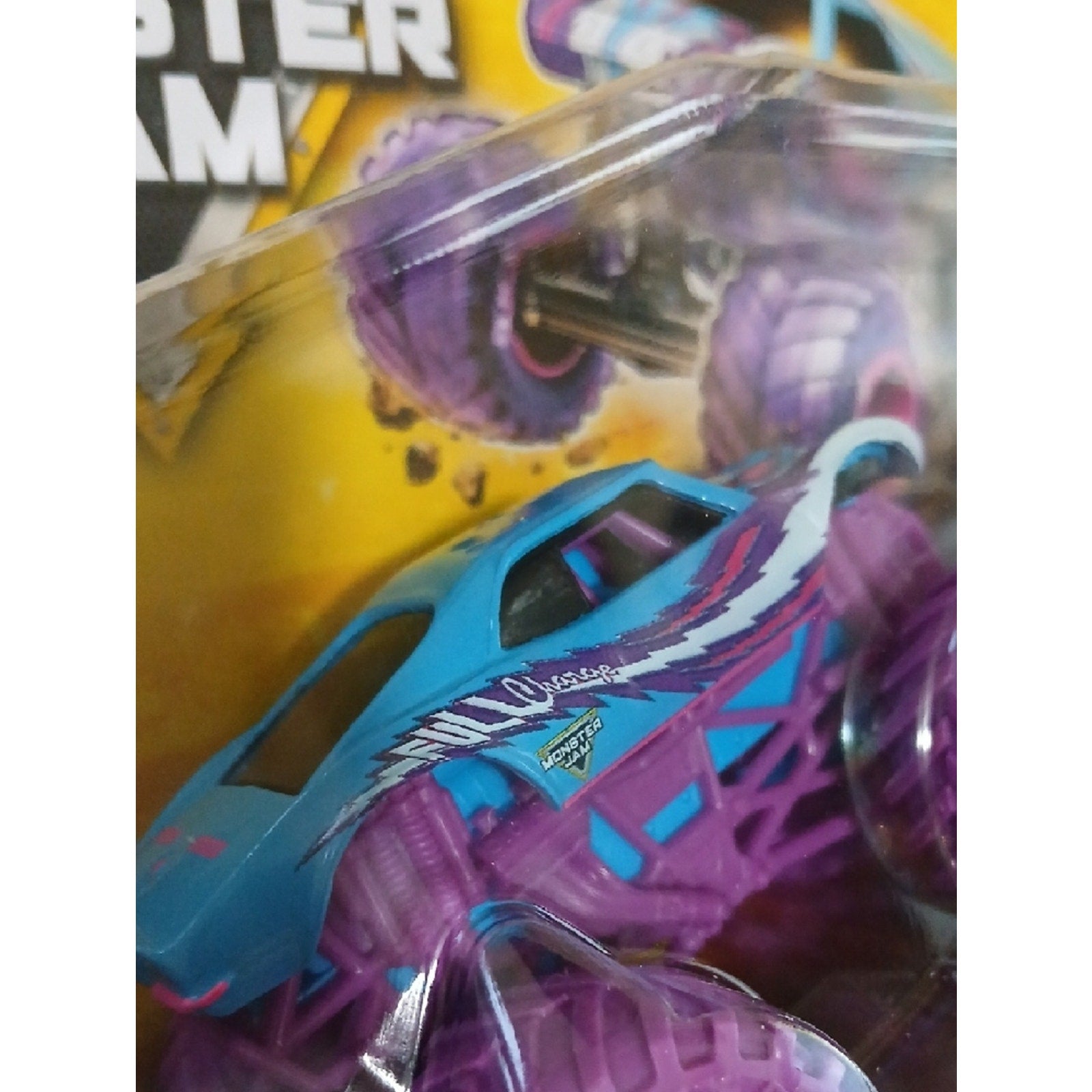 Monster Jam Full Charge & Thunder Bus  Monster Trucks  - 2 Pack
