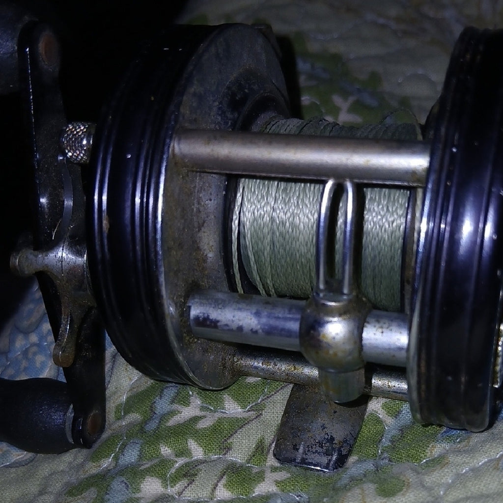 ABU Ambassadeur 5000C Fishing Reel 730201.  Old But Works As It Should.