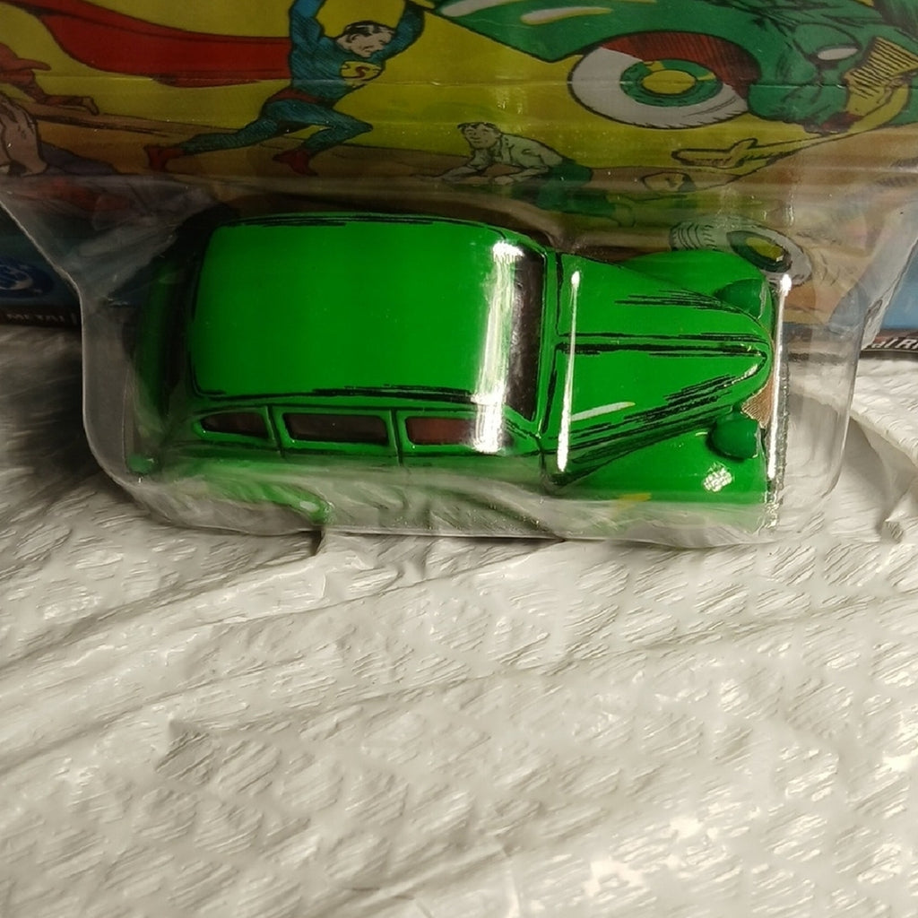 Hot Wheels Premium Action Comics Green Action Sedan - Superman Car From Book