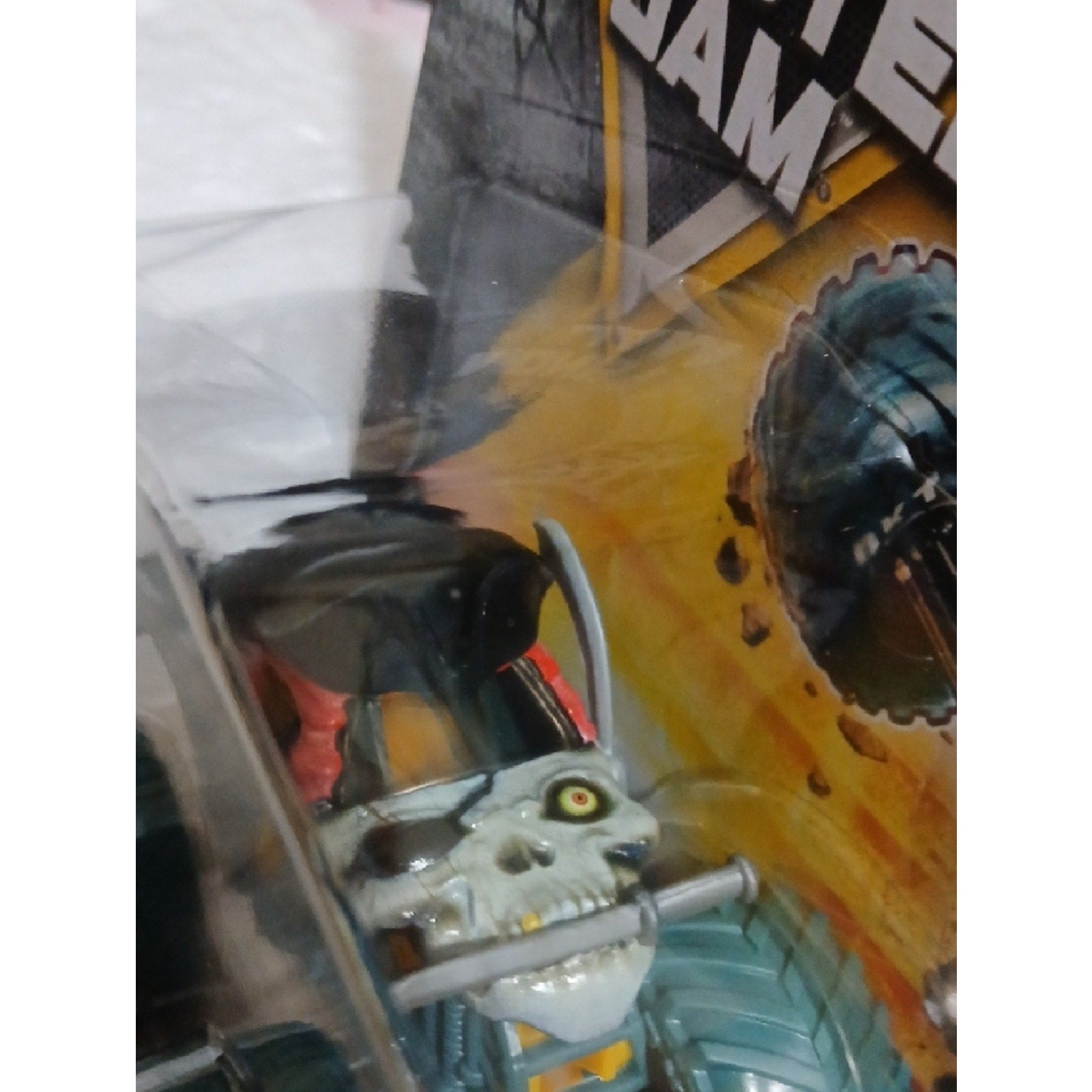 Pirate's Curse vs Kraken Monster Jam  Truck 2-Pack - Teal and Green.