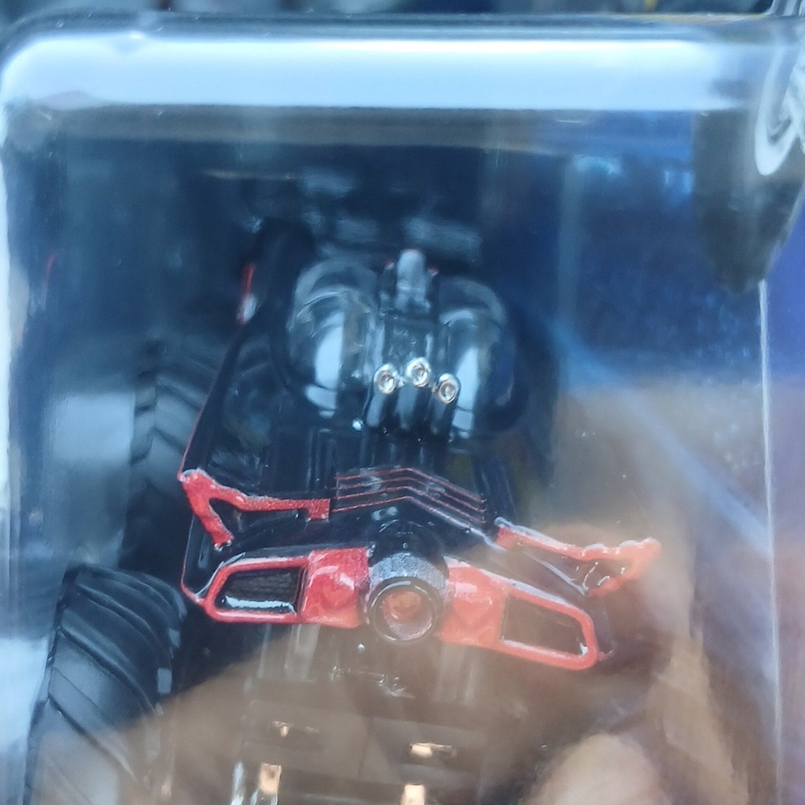 Hot Wheels Monster Trucks Batman Tv Show Vs Dc Comics  HOT WHEELS COMBO