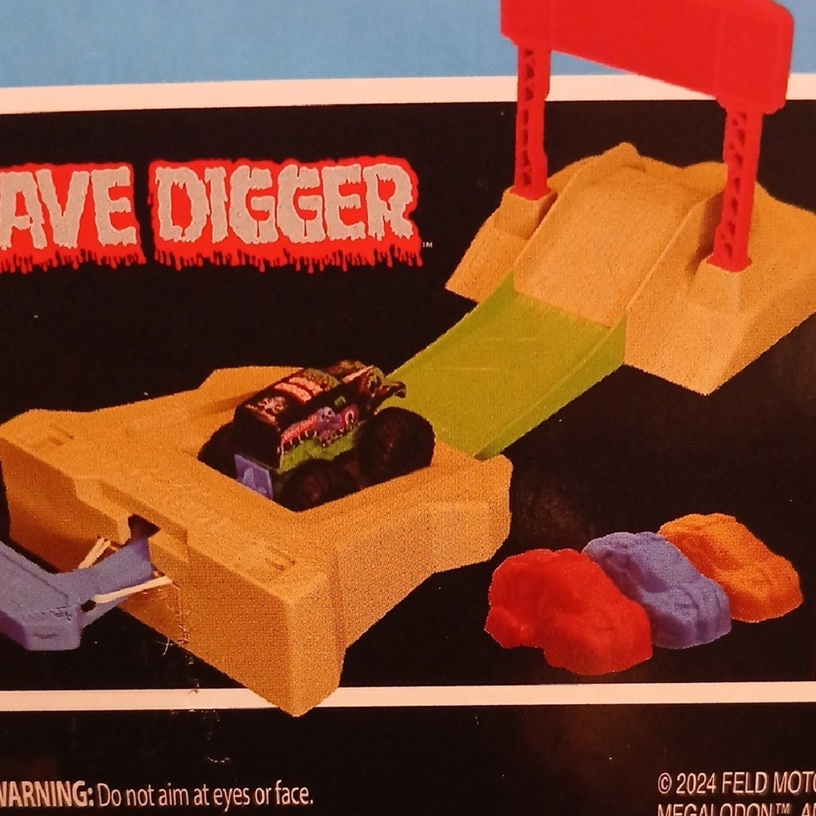 Grave Digger 1/72 Stunt Playset - Monster Jam