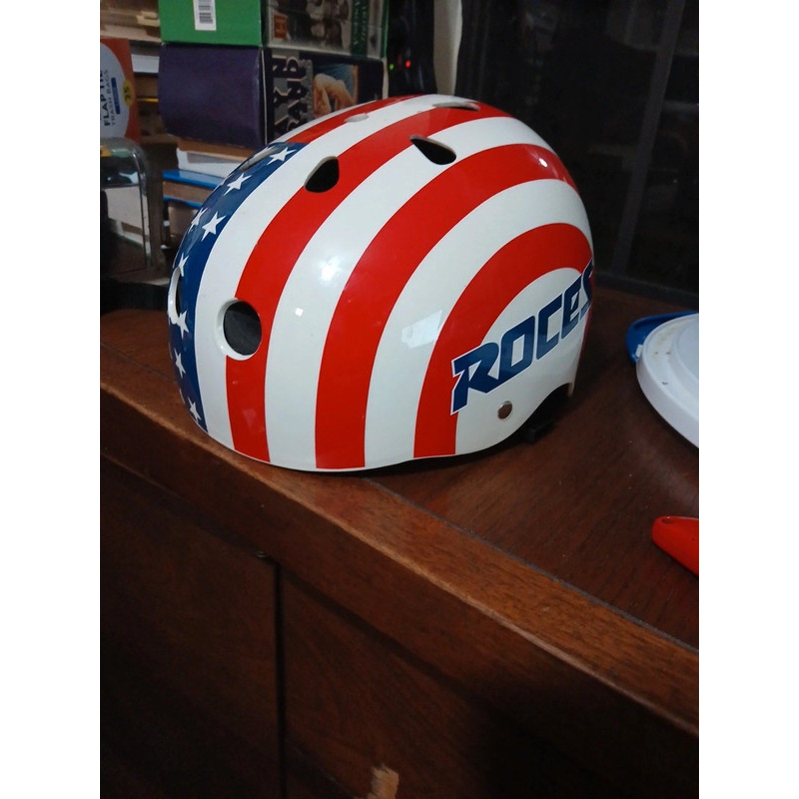 Roces flag helmet with K2 skate ladies9 Large