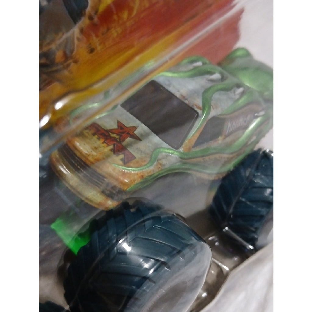 Pirate's Curse vs Kraken Monster Jam  Truck 2-Pack - Teal and Green.