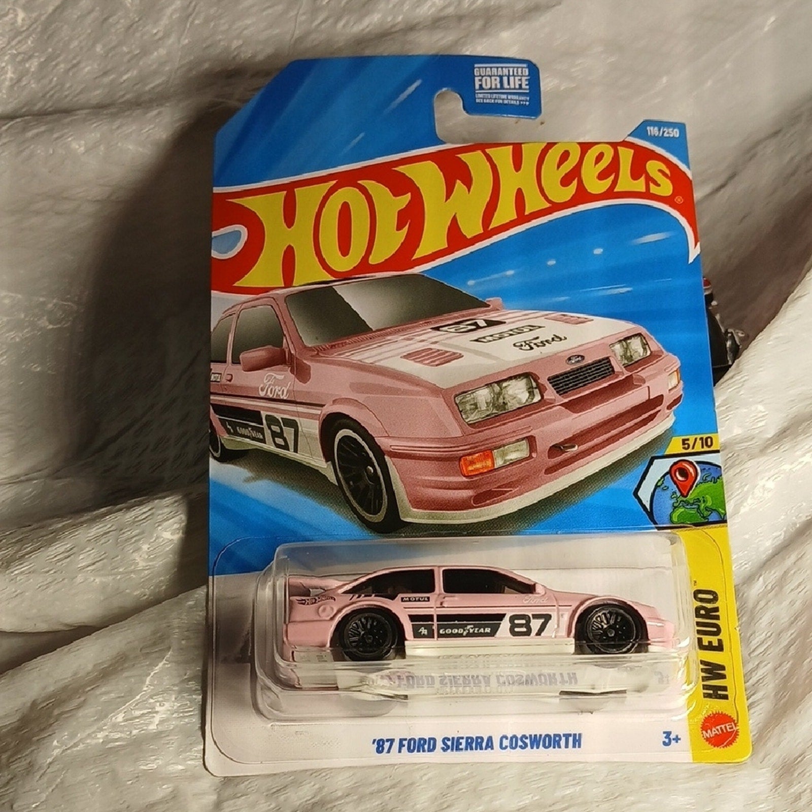 Ford Sierra Cosworth Hot Wheels - Light Pink