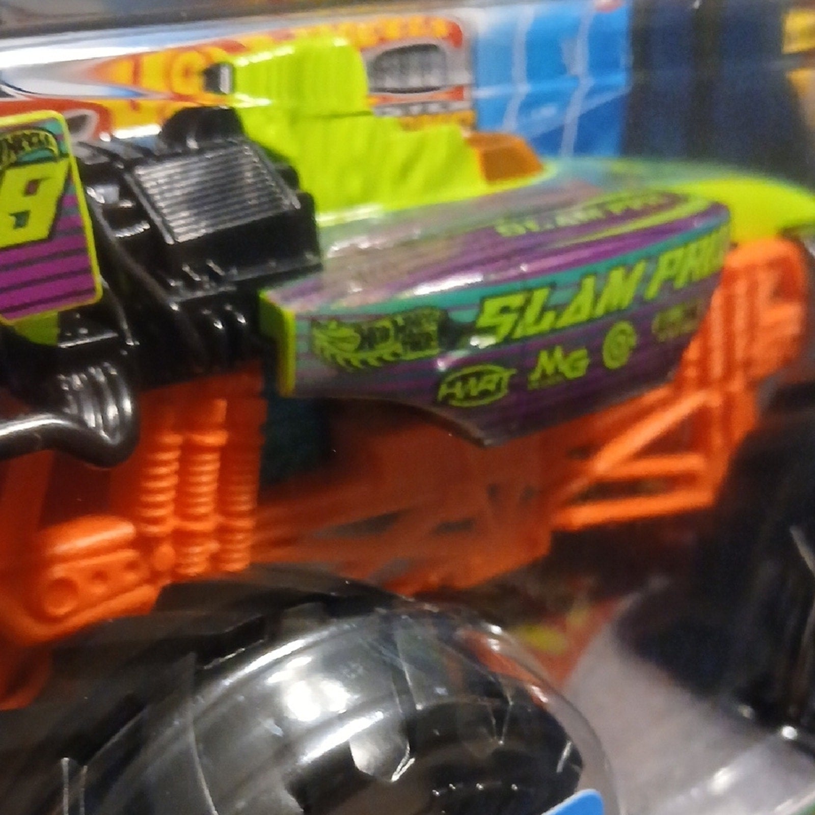 Slam Prix Hot Wheels Oversized Monster Truck - Green and Black