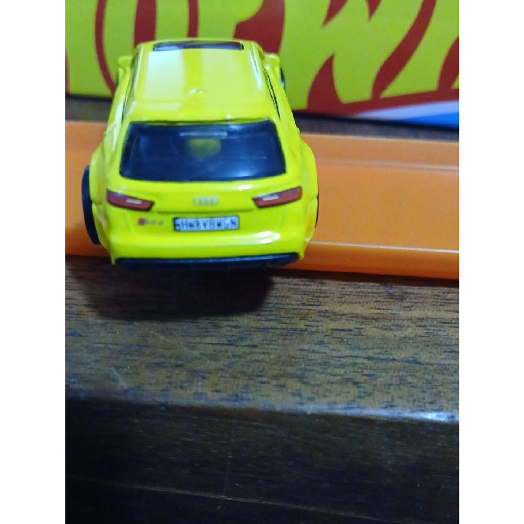 Audi RS6 Avant Hot Wheels Die-Cast Car 1/64. New Out Of Pkg For Pics