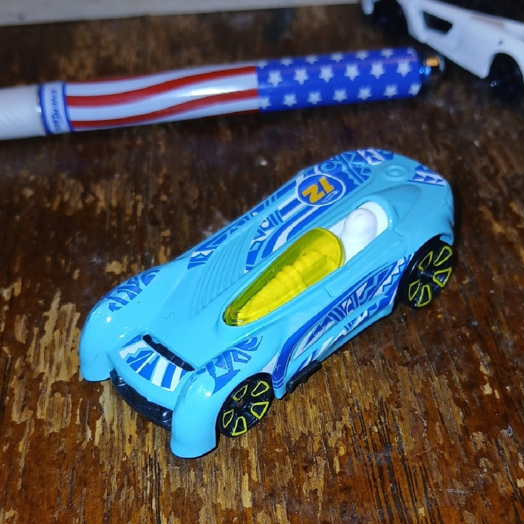 Monoposto By Mattel ....Hot Wheels Blue and Yellow Car 2000 Casting
