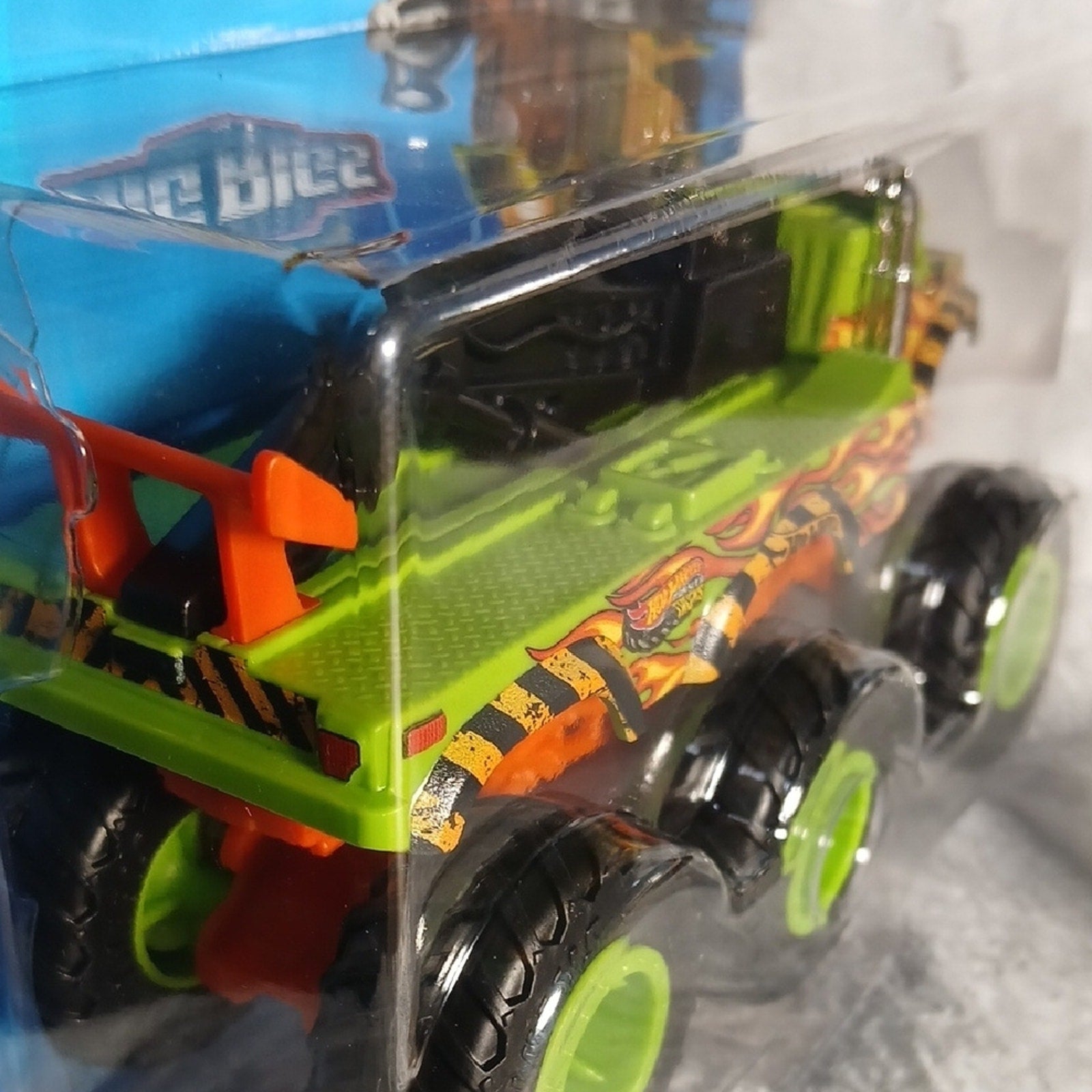 Hot Wheels Monster Truck - Vibrant Green and Orange