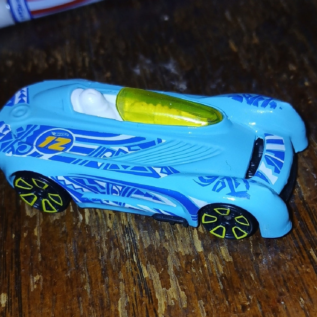 Monoposto By Mattel ....Hot Wheels Blue and Yellow Car 2000 Casting