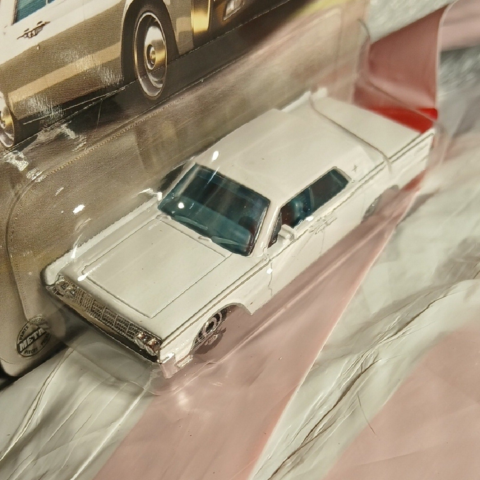 Mattel Matchbox White 1964 Lincoln Continental Die-Cast Car