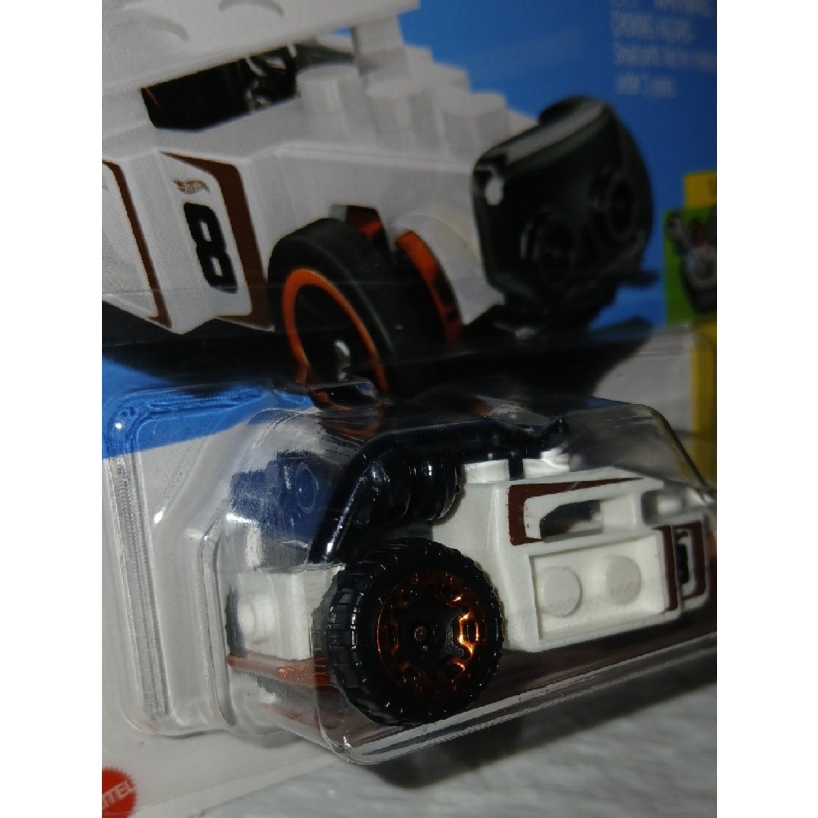 Hot Wheels White Brick and Motor Car With. Special Feature