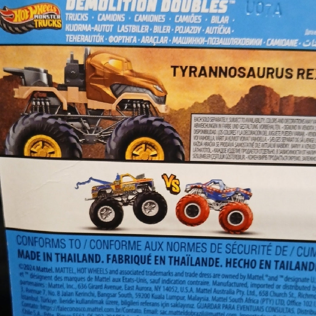 Tyrannosaurus REX VS TRICERATOPS Hot Wheels Monster Trucks Set - Brown  & Green