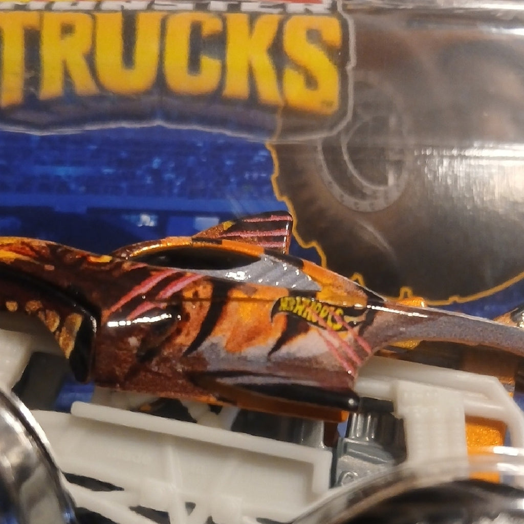 Mattel Monster Trucks Squidnado Vs Tiger Shark - Hot Wheels