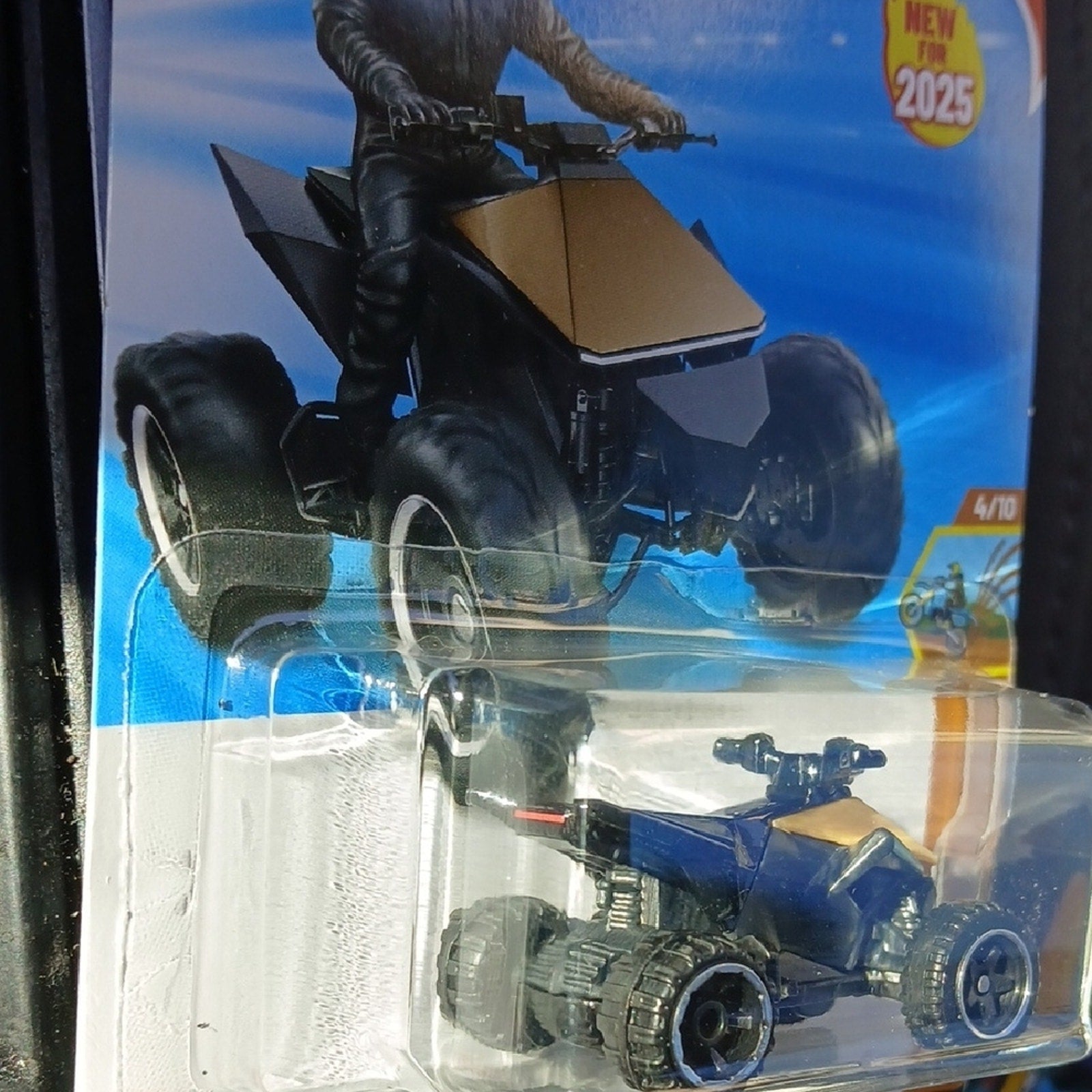 Hot Wheels Mini  Tesla CyberQuad Bike - Black and Gold