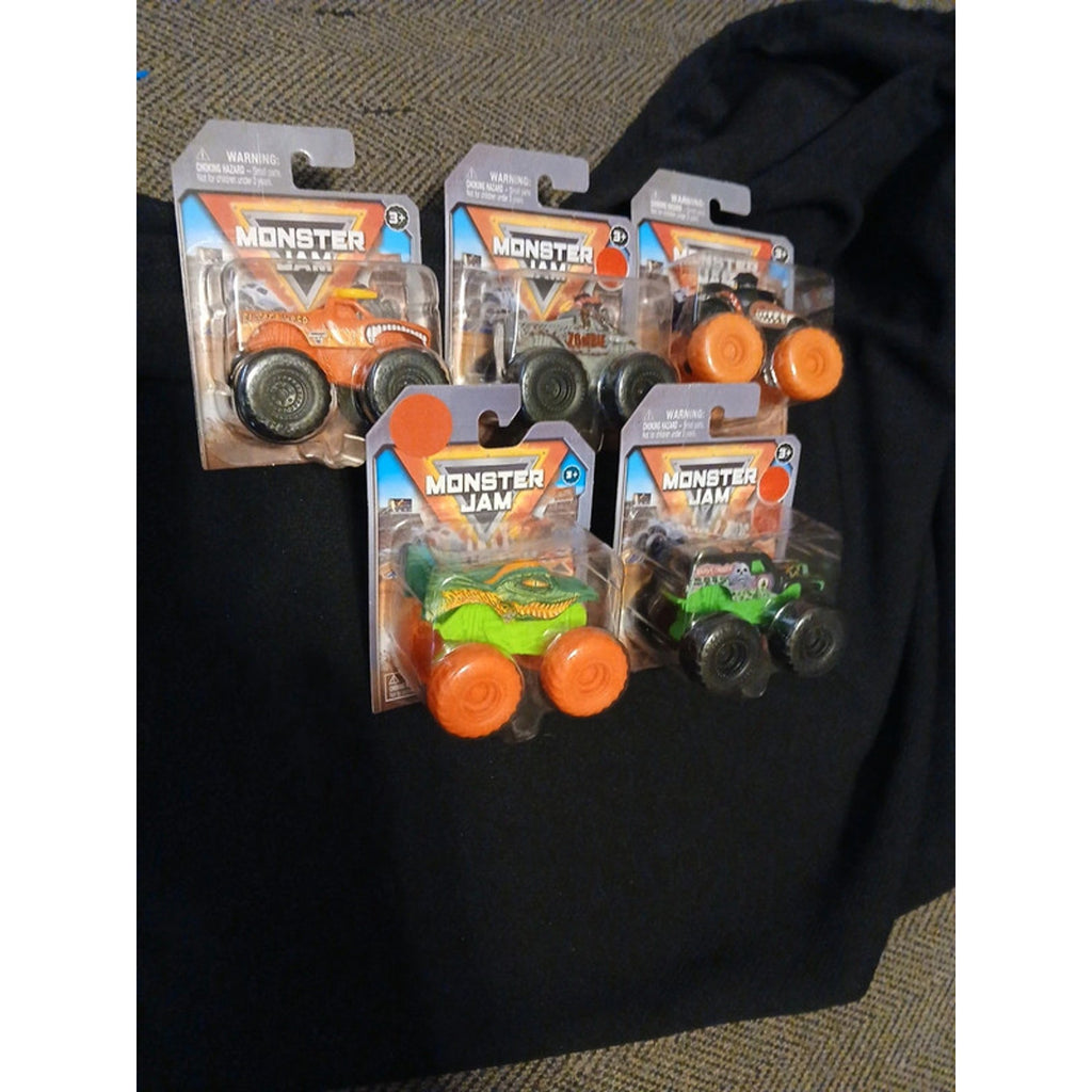 Set of 5 Monster Jam 1/72 trucks