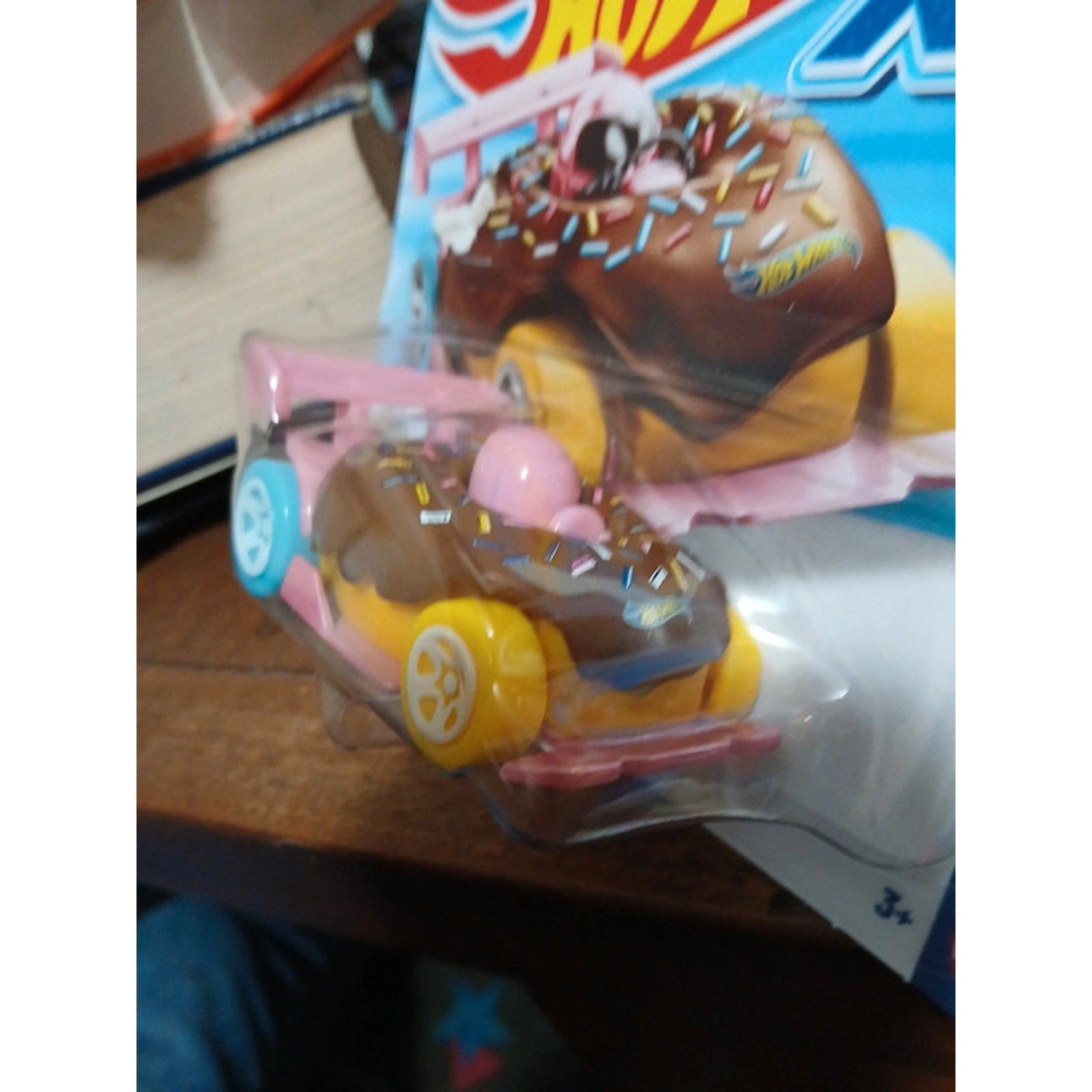 Donut Drifter Hot Wheels XL new in pkg