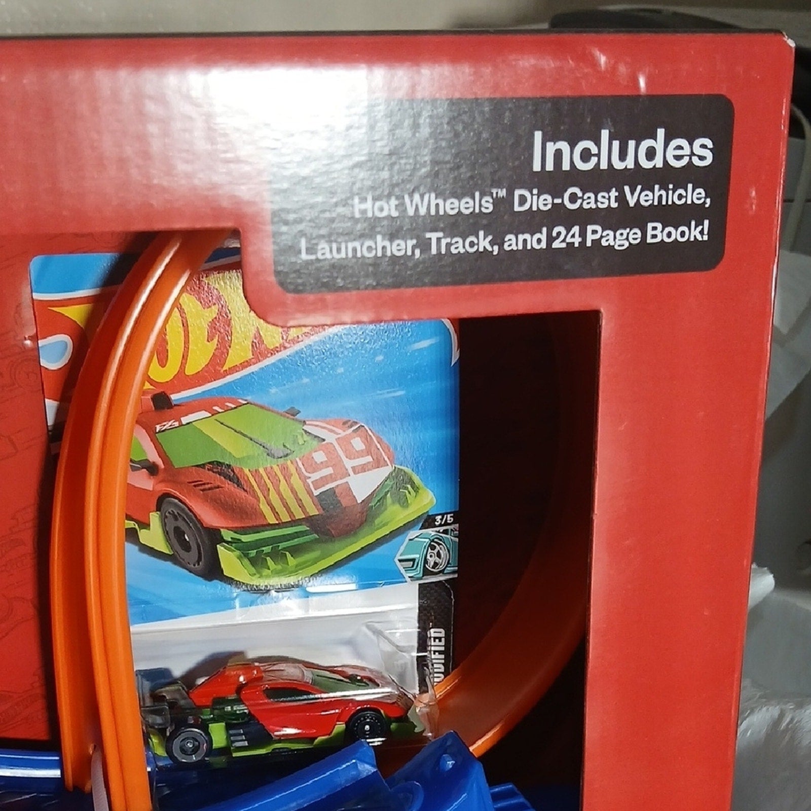 Hot Wheels 80th Anniversary Let's Race Ultimate Racers Gift Set