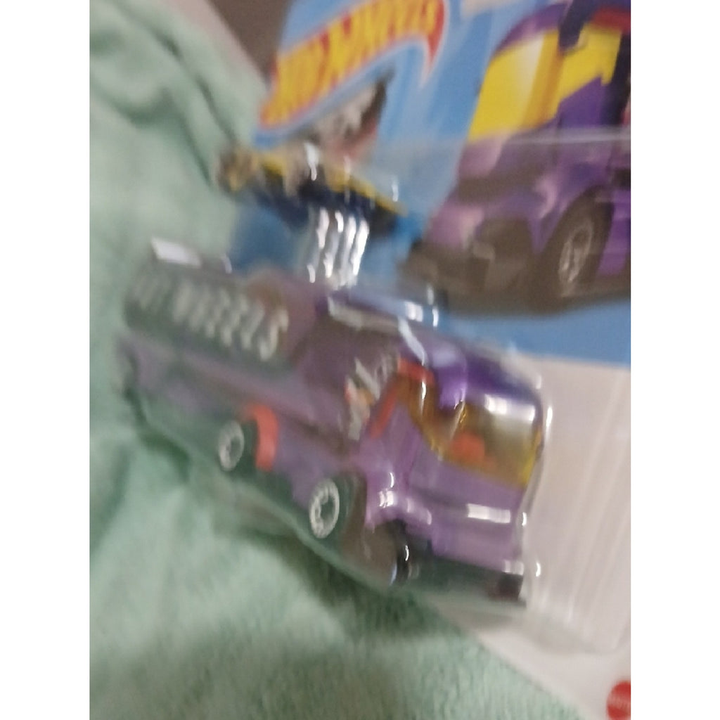 Big Rig Heat Purple Hot Wheels Truck and Jet Race Car