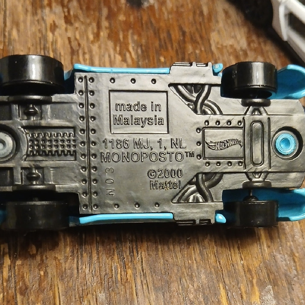 Monoposto By Mattel ....Hot Wheels Blue and Yellow Car 2000 Casting